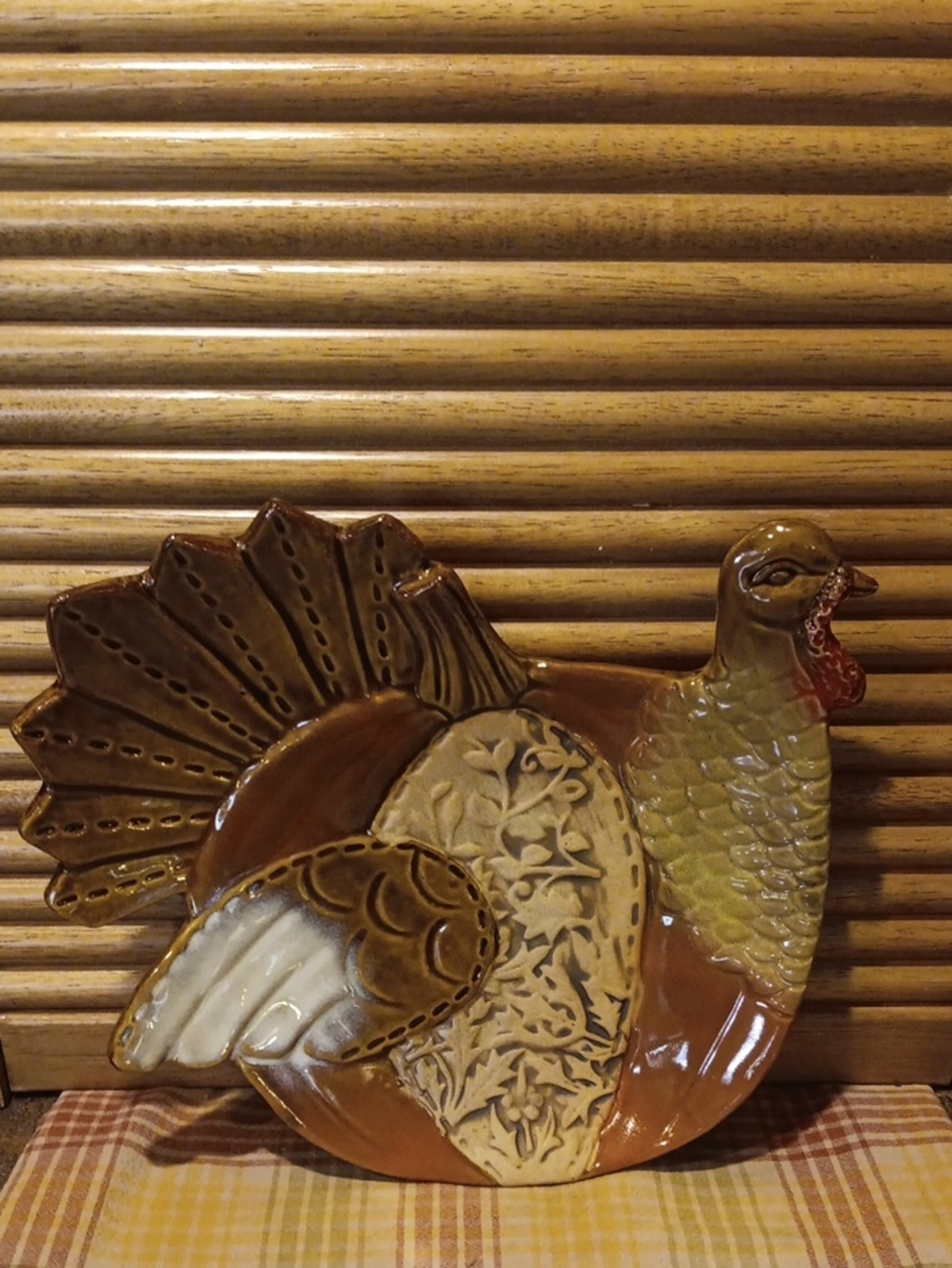 Vintage 90's Hanna's Handiworks Turkey Plate/Decor. 9 1/2"H X 11"W